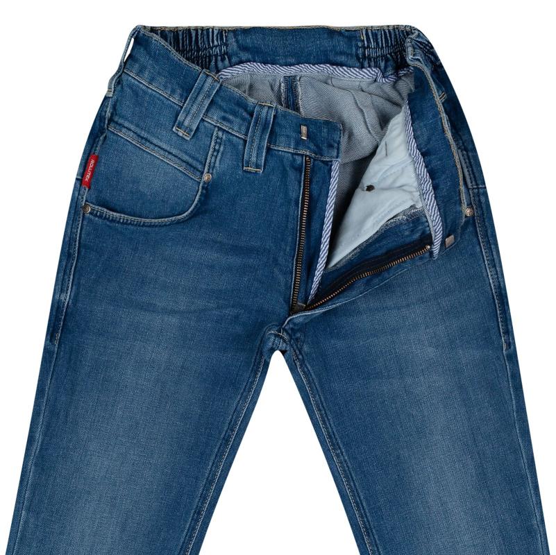 Slim-Fit Jeans aus Stretch-Denim 42
